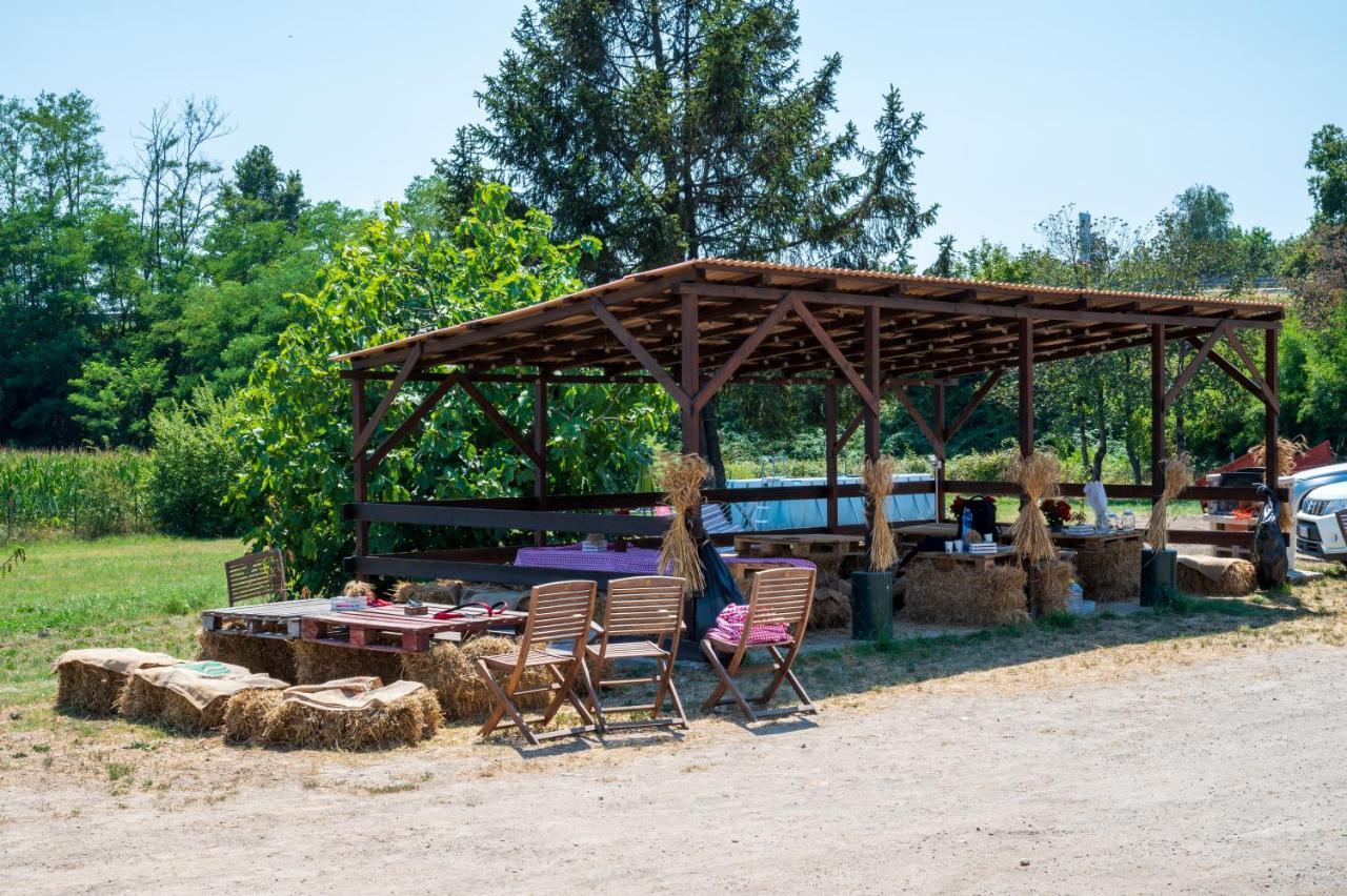 Agriturismo Why Farm Marano Ticino Extérieur photo